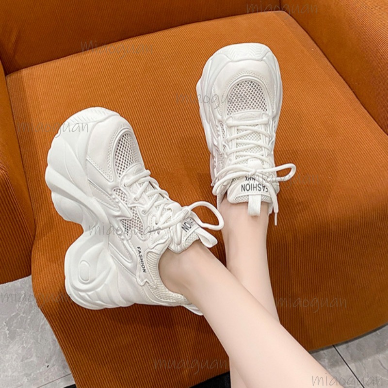 Zapatillas Deportivas de Plata - Sewing Garment reseña y precio